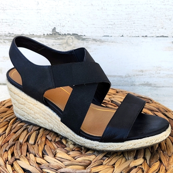 VIONIC TULUM AINSEIGH BLACK LEATHER AND ESPADRILLE WEDGE SANDALS - Picture 9 of 9